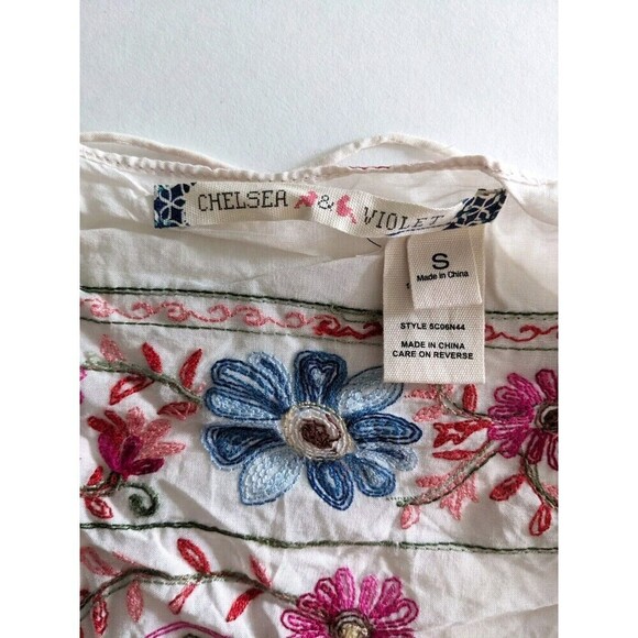 Chelsea and Violet White Embroidered Womens Drape Cardigan Cover Up Shrug Sz S - Picture 6 of 6